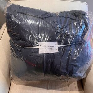 Parachute Navy Comforter